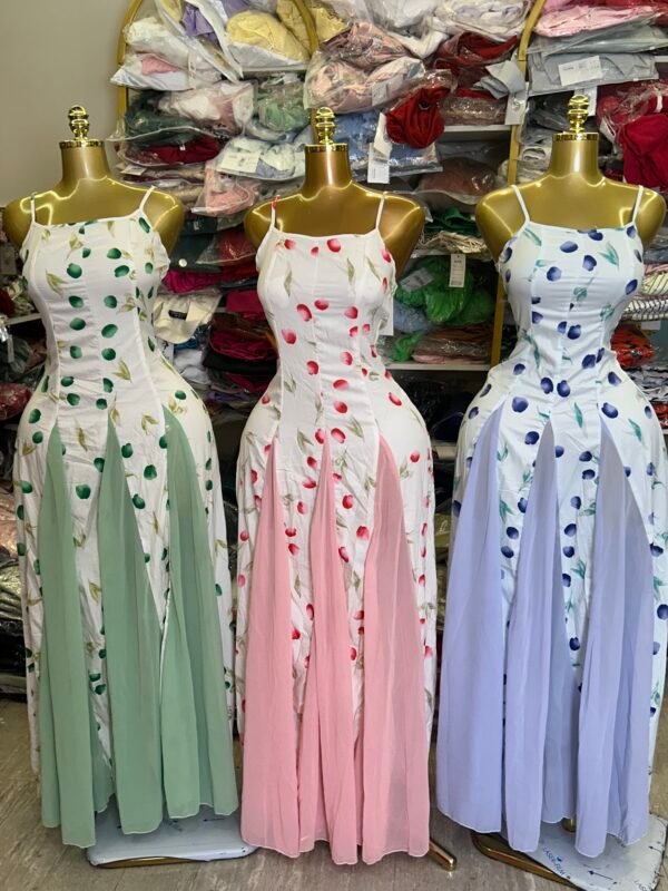 ⁠GOWN 5875