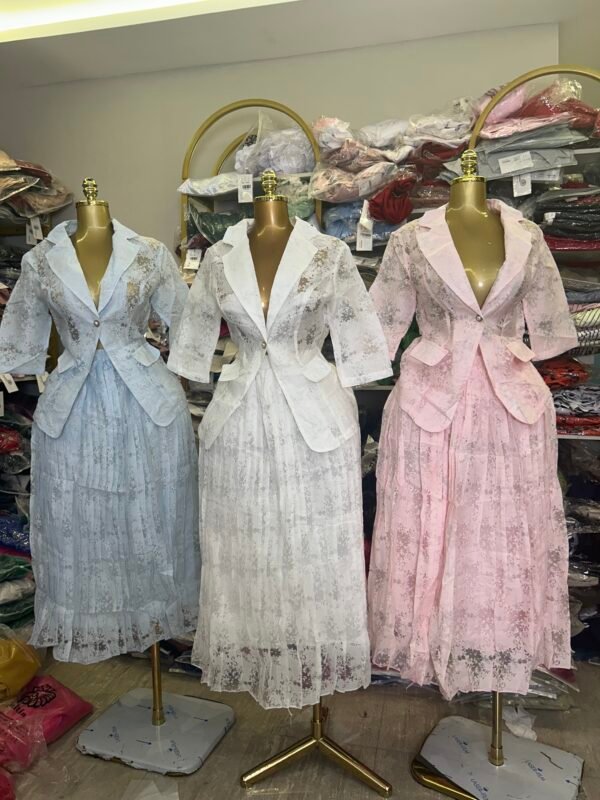 GOWN 5851