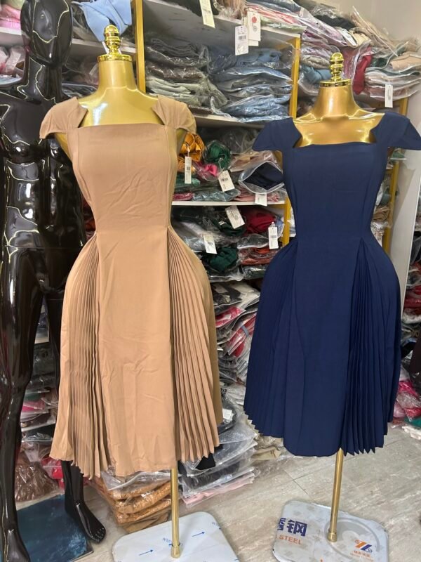 GOWN 0023