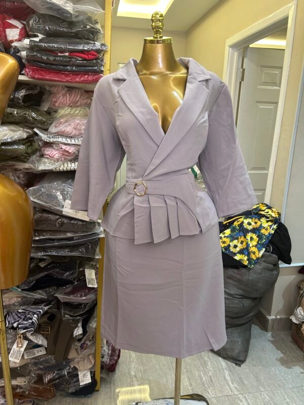 GOWN 0014