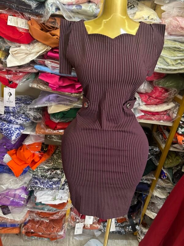 GOWN 0006