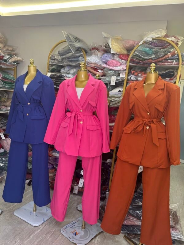 SUIT 6207