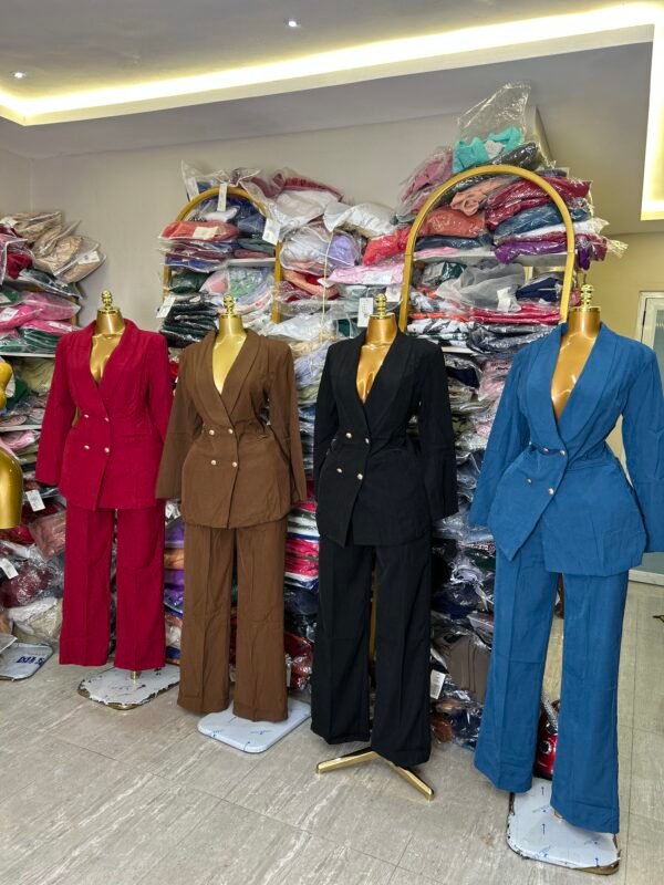 SUIT 1661