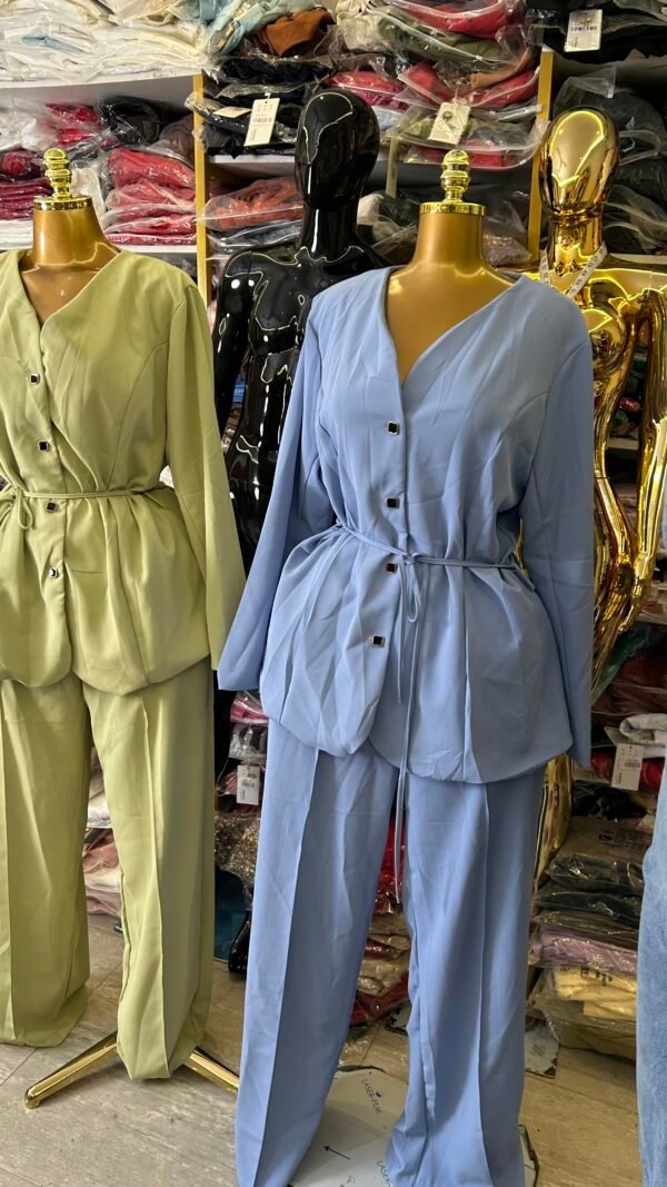 SUIT 3585