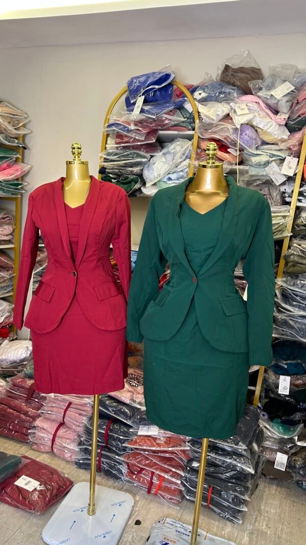 2 PIECE 3059